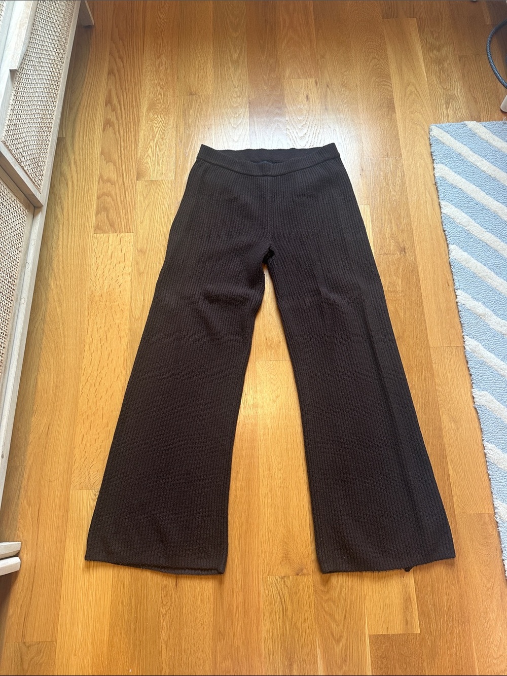 Gap; Women's CashSoft Shaker-Stitch Sweater Pants in Terra Brown